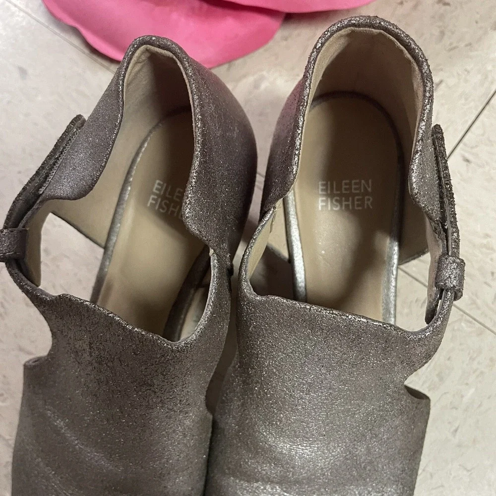 EILEEN FISHER Iris Metallic Leather Ankle Strap Block Heel Sandals Womens Sz 6.5